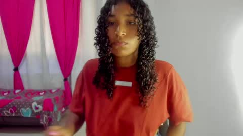 tara_thonson online show from April 2026 05:31:02 PM