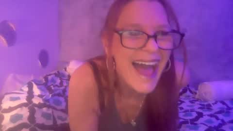 tara lynn online show from January 2025 09:01:01 AM