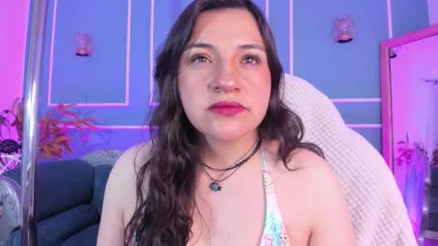 Snapshot of tarataylorr chatting on November 2025 02:57:01 AM Tara online show from November 2025 02:57:01 AM