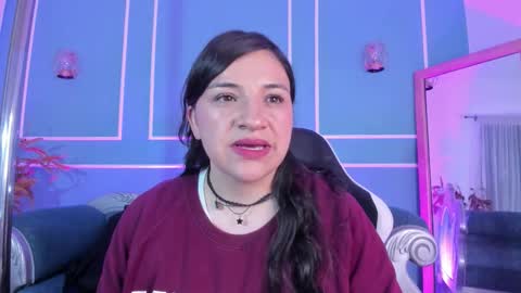 Snapshot of tarataylorr chatting on November 2025 01:16:02 AM Tara online show from November 2025 01:16:02 AM