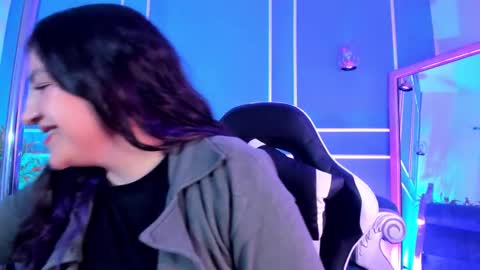 Snapshot of tarataylorr chatting on November 2025 02:14:02 AM Tara online show from November 2025 02:14:02 AM