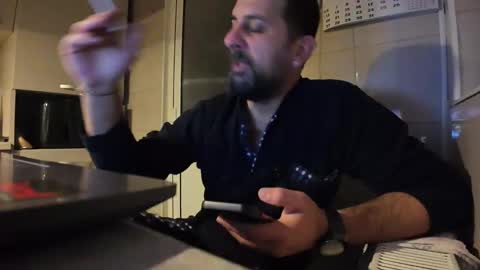 tarkan198 online show from January 2025 08:25:02 PM