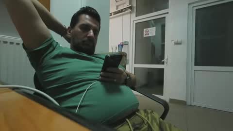 tarkan198 online show from February 2025 06:19:01 PM