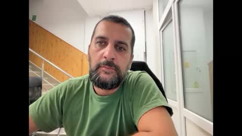 tarkan198 online show from October 2025 05:10:01 PM