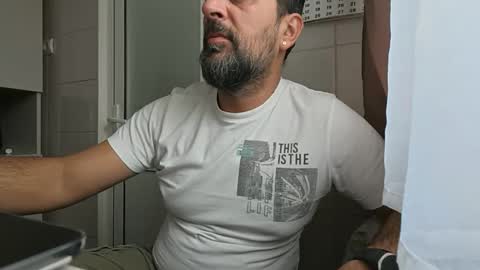 tarkan198 online show from November 2025 10:38:01 AM