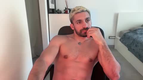 tarquit8 online show from September 2025 03:06:02 PM