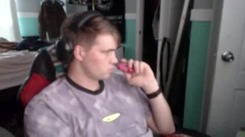 tarus333 online show from October 2025 07:04:02 PM