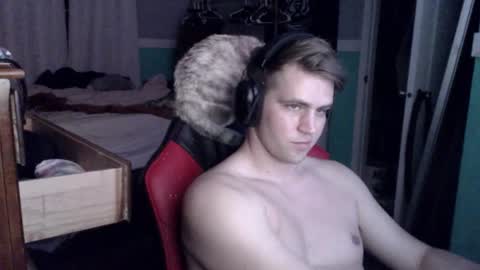 tarus333 online show from October 2025 08:48:01 AM