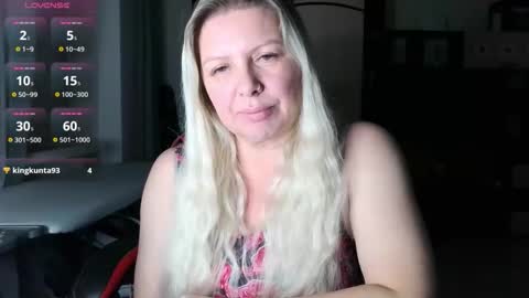Tasha  Moon online show from October 2025 04:51:01 PM
