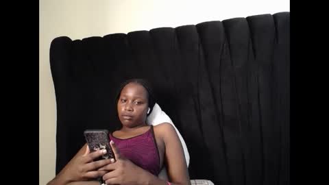 Snapshot of tasha_kimmy chatting on November 2025 04:34:02 AM Ireen online show from November 2025 04:34:02 AM