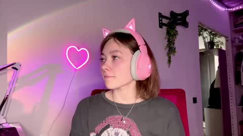 Darlin online show from May 2026 10:04:02 PM