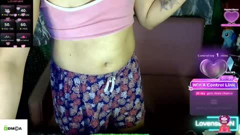 Snapshot of tashakai chatting on April 2026 02:08:01 PM TashaKai online show from April 2026 02:08:01 PM