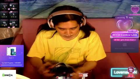 Snapshot of tashakai chatting on May 2026 12:59:01 AM TashaKai online show from May 2026 12:59:01 AM
