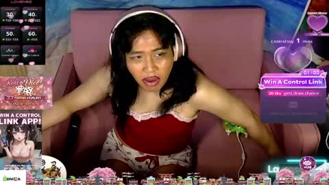 Snapshot of tashakai chatting on May 2026 01:18:01 PM TashaKai online show from May 2026 01:18:01 PM