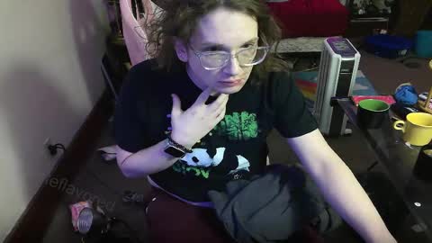 Snapshot of tasteflavored_femboy chatting on March 2025 10:45:01 AM Taste online show from March 2025 10:45:01 AM