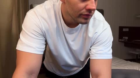 My shows 2100500 UTC3 online show from September 2025 08:09:02 PM