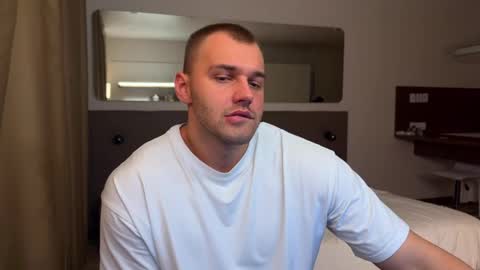 My shows 2100500 UTC3 online show from September 2025 06:53:01 PM