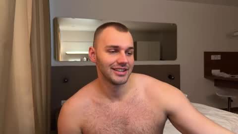 My shows 2100500 UTC3 online show from September 2025 05:45:02 AM