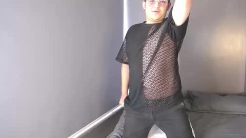 Snapshot of tatan_star chatting on January 2026 01:46:01 PM Tatan Star online show from January 2026 01:46:01 PM