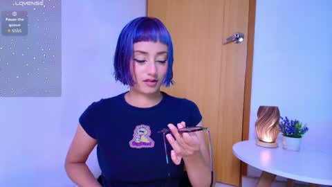 Snapshot of tati_cardenas chatting on April 2026 05:21:01 AM AME online show from April 2026 05:21:01 AM