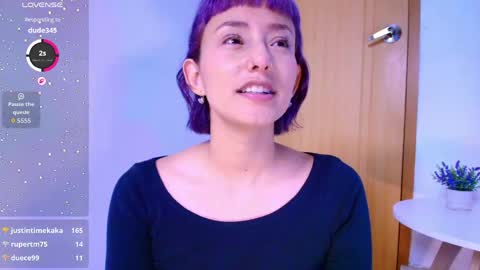 Snapshot of tati_cardenas chatting on May 2026 06:43:02 AM AME online show from May 2026 06:43:02 AM