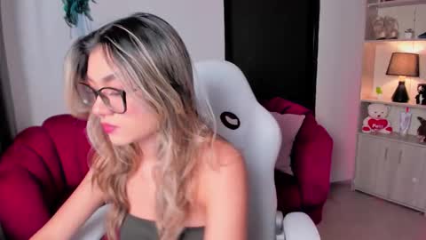 tatiana_mendoza online show from November 2025 06:41:02 PM