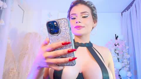 Snapshot of tatiana_ruiiz chatting on January 2025 05:59:02 AM Tatiana online show from January 2025 05:59:02 AM