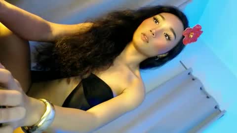 Snapshot of tatiana_wilton chatting on June 2026 03:58:02 PM ANDREA online show from June 2026 03:58:02 PM