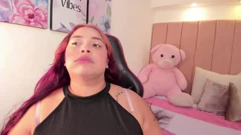 tatikanyx online show from February 2026 04:57:01 PM