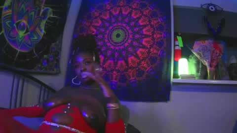 Snapshot of tatithegoddess chatting on February 2025 07:07:01 AM Tati the Ebony goddess online show from February 2025 07:07:01 AM