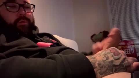 Snapshot of tattedcouple_777 chatting on January 2025 05:35:02 AM MrMrs online show from January 2025 05:35:02 AM