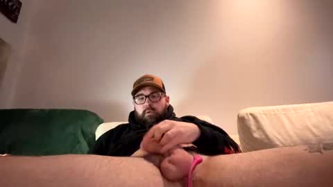 Snapshot of tattedcouple_777 chatting on March 2025 03:43:01 AM MrMrs online show from March 2025 03:43:01 AM