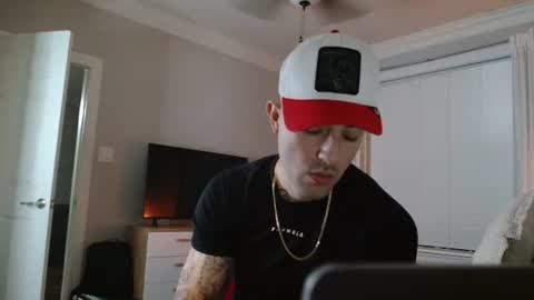 Snapshot of tattedlatino1 chatting on December 2024 01:56:01 AM tattedlatino1 online show from December 2024 01:56:01 AM