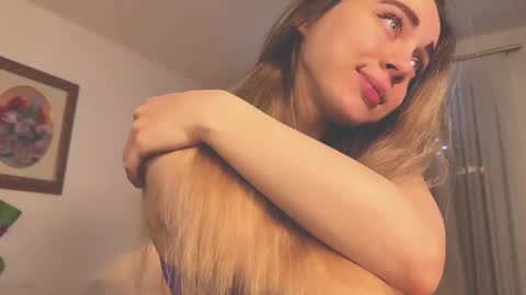 Snapshot of tatti_1 chatting on January 2025 01:56:02 AM Tata online show from January 2025 01:56:02 AM