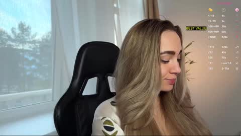 Snapshot of tatti_1 chatting on October 2025 03:27:01 AM Tata online show from October 2025 03:27:01 AM