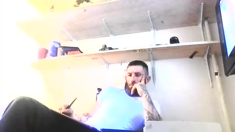 Snapshot of tattoo3333 chatting on November 2025 12:20:01 PM tattoo3333 online show from November 2025 12:20:01 PM