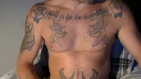 Snapshot of tattoo_london chatting on May 2026 11:45:01 PM tattoo_london online show from May 2026 11:45:01 PM