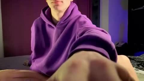 Alex but u can call me Theo online show from December 2025 02:17:01 AM