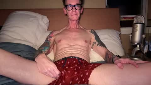 tattooed love boy online show from March 2025 12:53:01 AM