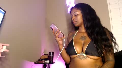 nyxxx online show from May 2026 02:53:02 AM
