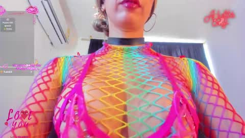 Snapshot of tattoofox_ chatting on May 2026 01:50:01 PM Tatoo foxx online show from May 2026 01:50:01 PM