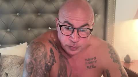 Snapshot of tattoosandabs chatting on February 2025 03:31:02 PM tattoosandabs online show from February 2025 03:31:02 PM