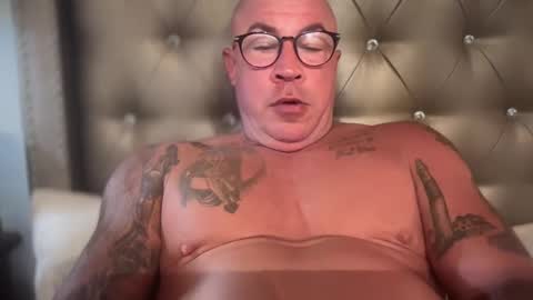 Snapshot of tattoosandabs chatting on March 2025 08:41:02 AM tattoosandabs online show from March 2025 08:41:02 AM