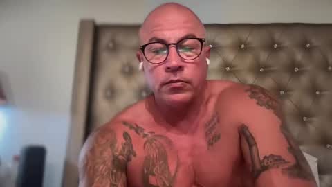 Snapshot of tattoosandabs chatting on March 2025 03:57:01 AM tattoosandabs online show from March 2025 03:57:01 AM