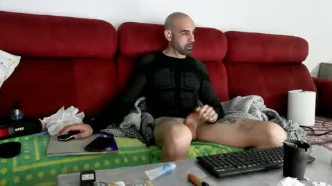 Snapshot of tatuadorhotxxx chatting on December 2025 01:25:01 AM Tatuado20cm online show from December 2025 01:25:01 AM