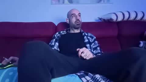 Tatuado20cm online show from February 2026 03:12:02 AM