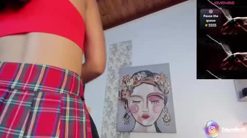 Snapshot of taty_miller chatting on February 2025 08:25:02 PM Taty Miller online show from February 2025 08:25:02 PM