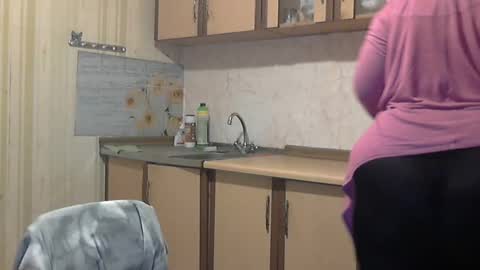 tatyanka_ online show from September 2025 12:47:01 AM