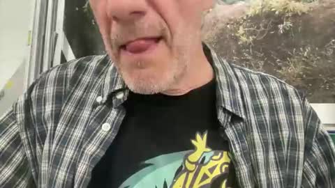 Snapshot of tauromolo chatting on June 2026 10:57:01 PM tauromolo online show from June 2026 10:57:01 PM