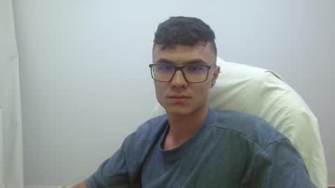 Snapshot of taurus4k chatting on December 2024 01:08:01 AM taurus4k online show from December 2024 01:08:01 AM